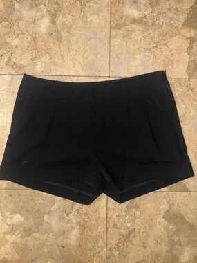 Express Black High Waist cuffed with front pleats dress shorts size 0